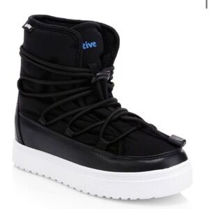 NATIVE BLACK SNOW BOOT- Toddler size c10